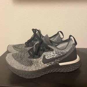 NIKE Epic React Flyknit Running Shoes Black Gray